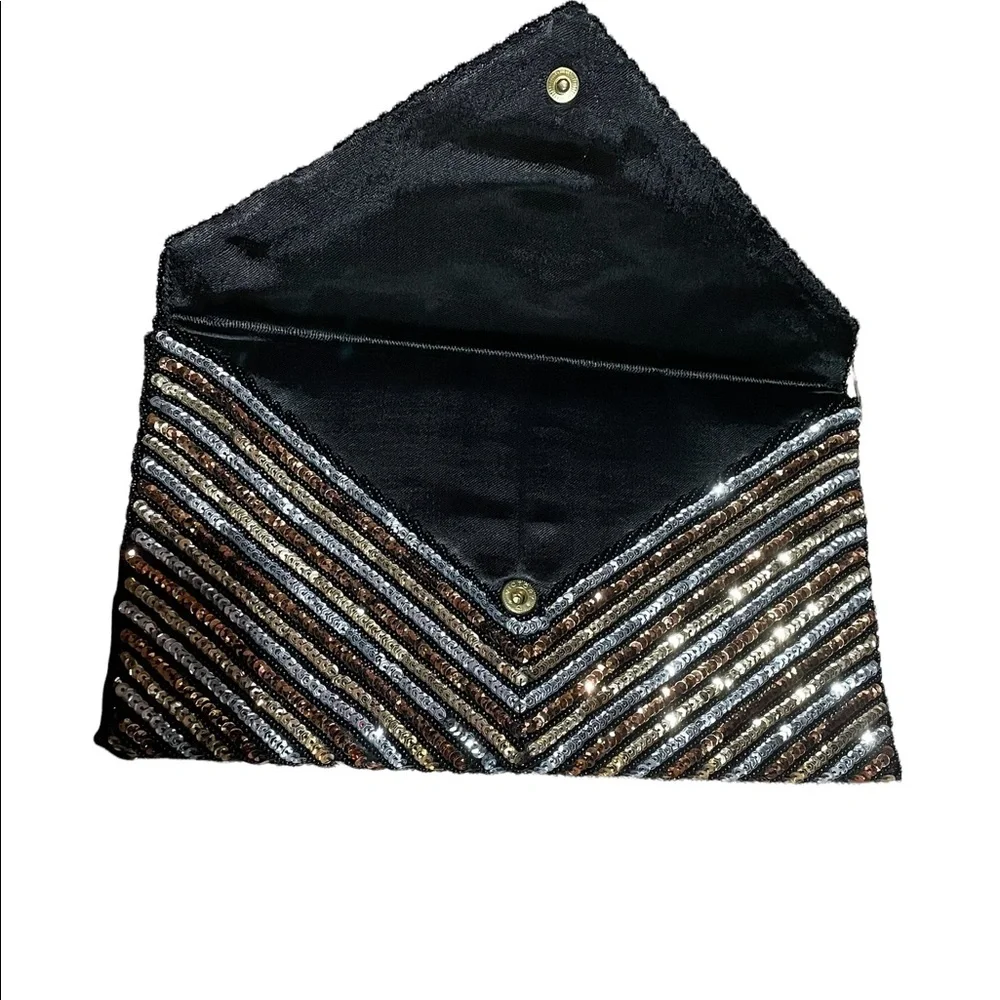 Vintage Disco Sequin Handbag and Earrings - Picture 6 of 8